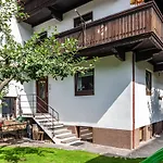 Galerie Kaiser Appartement *