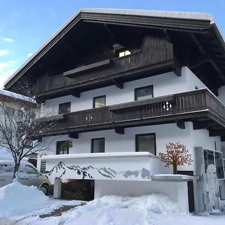 Apartment Galerie Kaiser Mayrhofen
